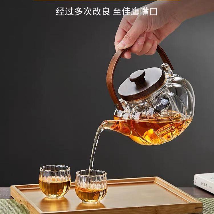 إبريق شاي زجاجي بمقبض خشبي مع مصفاة Théière en verre avec poignée en bois avec infuseur