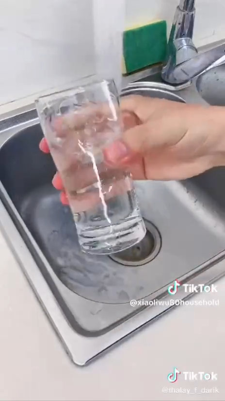 Cup washing brush Brosse de nettoyage des verres et bouteilles أداة غسل الأواني دو تصميم رائع متعددة الإستعمالات