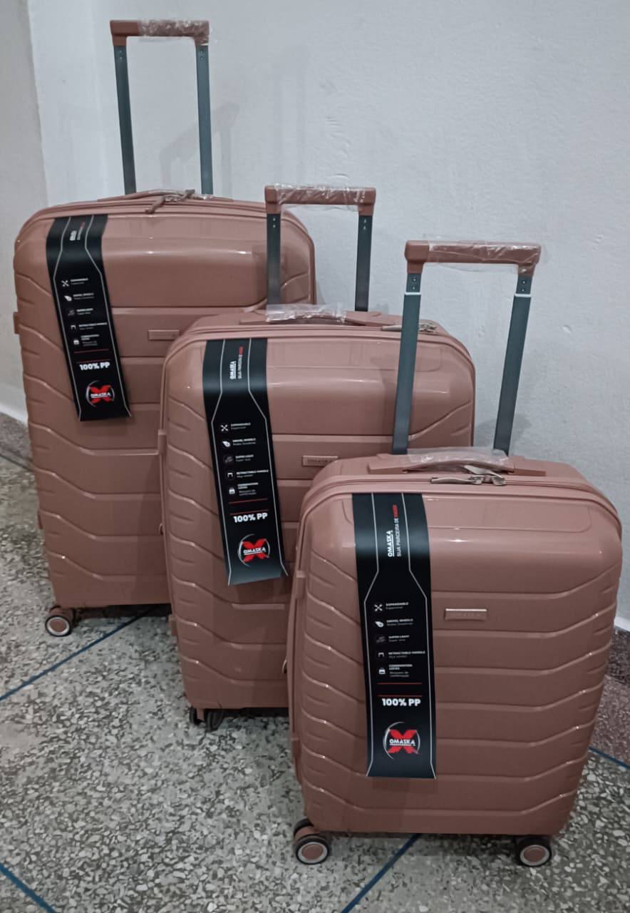 منتج من فئة حقائب سفر