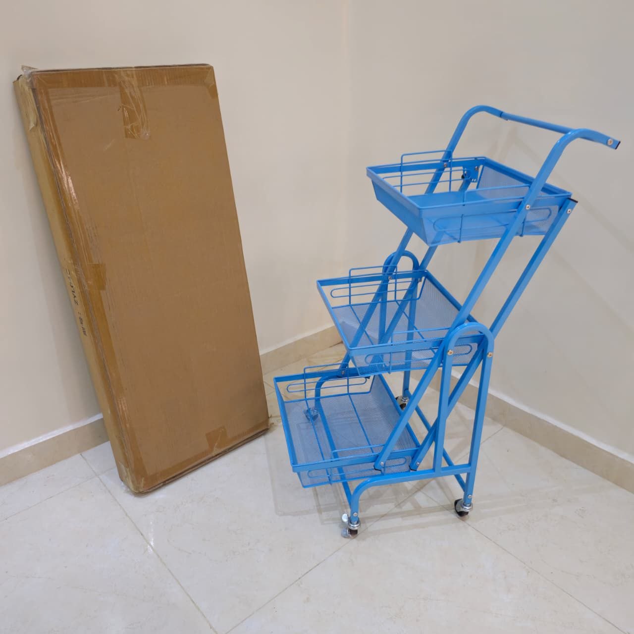 Étagère de rangement mobile multicouche au sol, chariot rotatif رف تخزين أرضي متحرك متعدد الطبقات، عربة دوارة، رف تخزين مطبخ قابل للطي بشكل متوازٍ