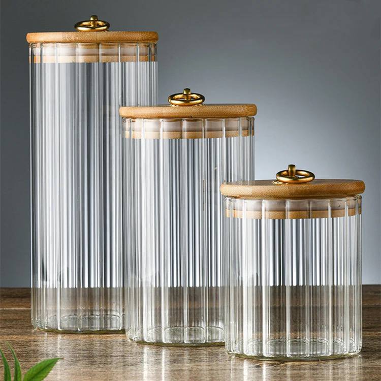 Bocaux en verre épais برطمانات زجاجية سميكة مستديرة ومخططة بغطاء من الخيزران