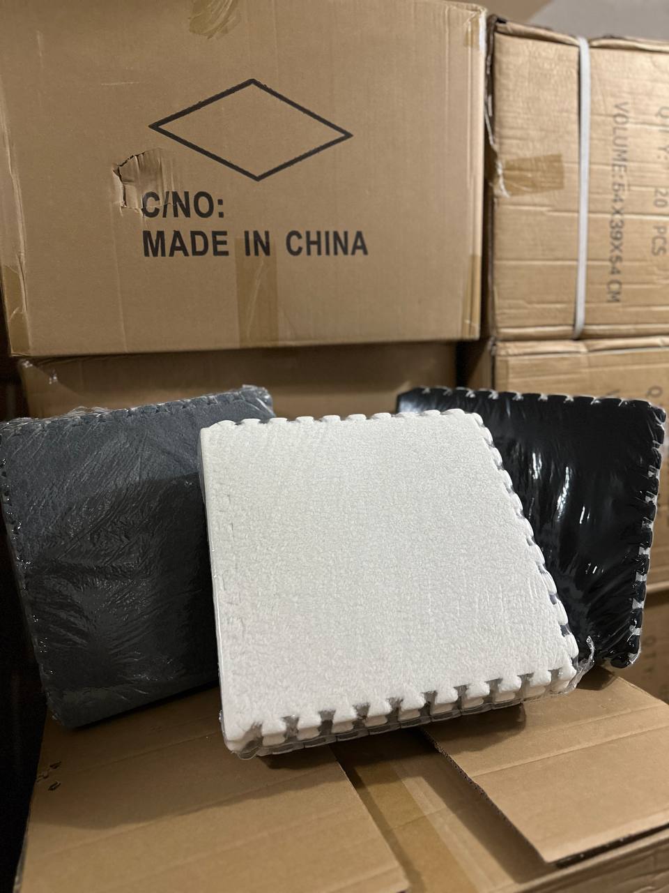 سجادات أرضية من الإسفنج