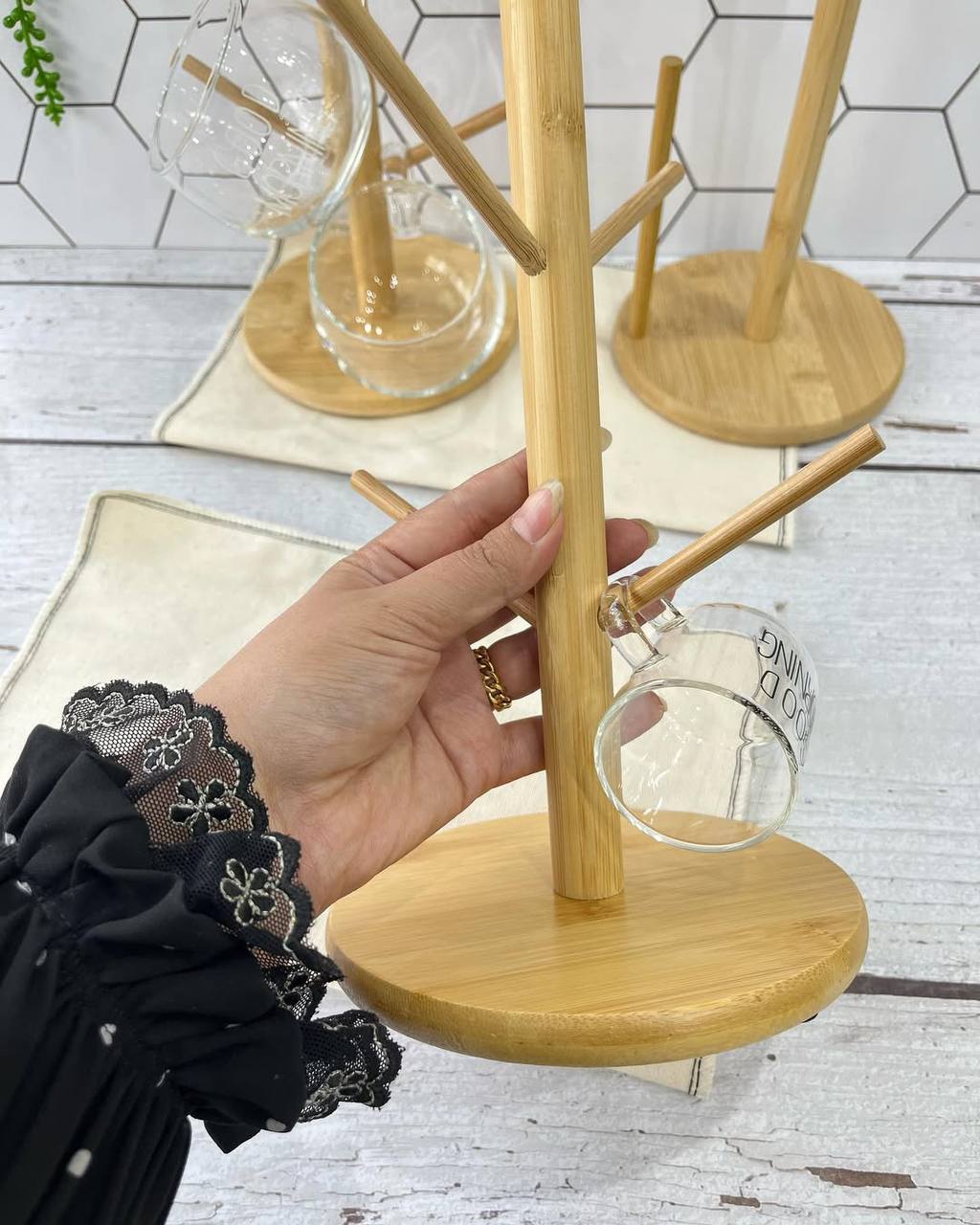 Rangement verres bois bamboo منظمة الأكواب والكؤوس خشب الخيزران