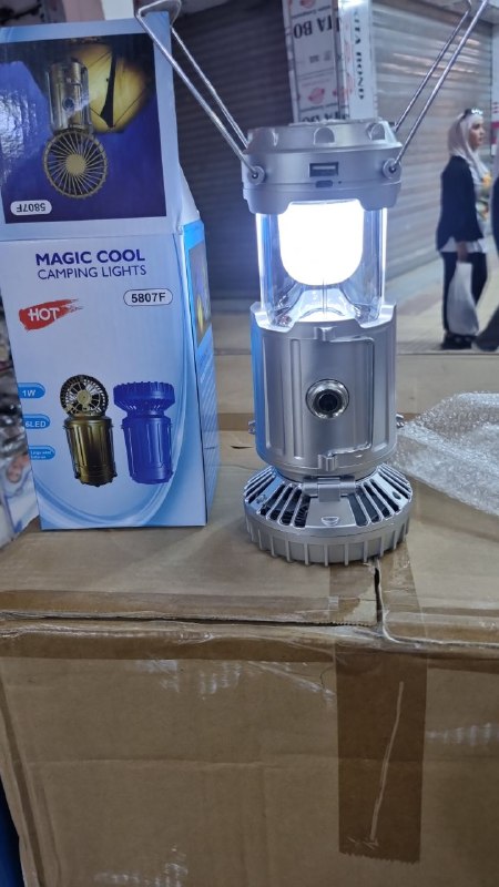 Lampe LED Camping Lampe De Poche solaire avec ventilateur مصباح تخييم LED مصباح يدوي يعمل بالطاقة الشمسية مع مروحة وبطارية شحن