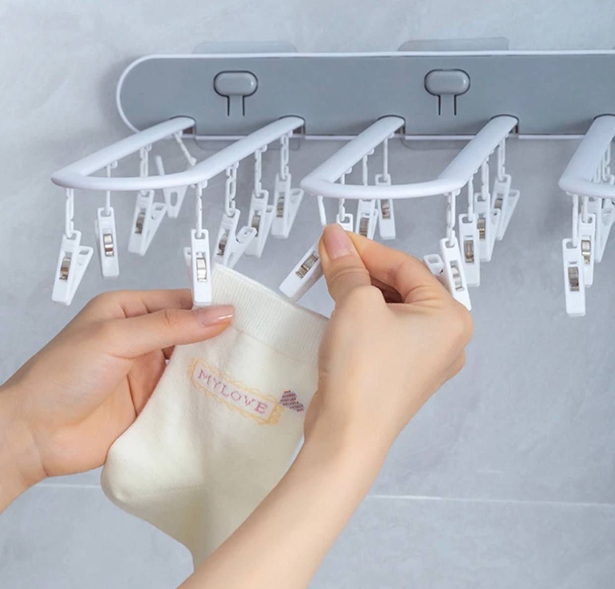 رفوف تجفيف الجورب، شماعة الغسيل بالتنقيط مستطيلة مع أوتاد للاستخدام الداخلي والخارجي حبل غسيل معلق مجفف الملابس