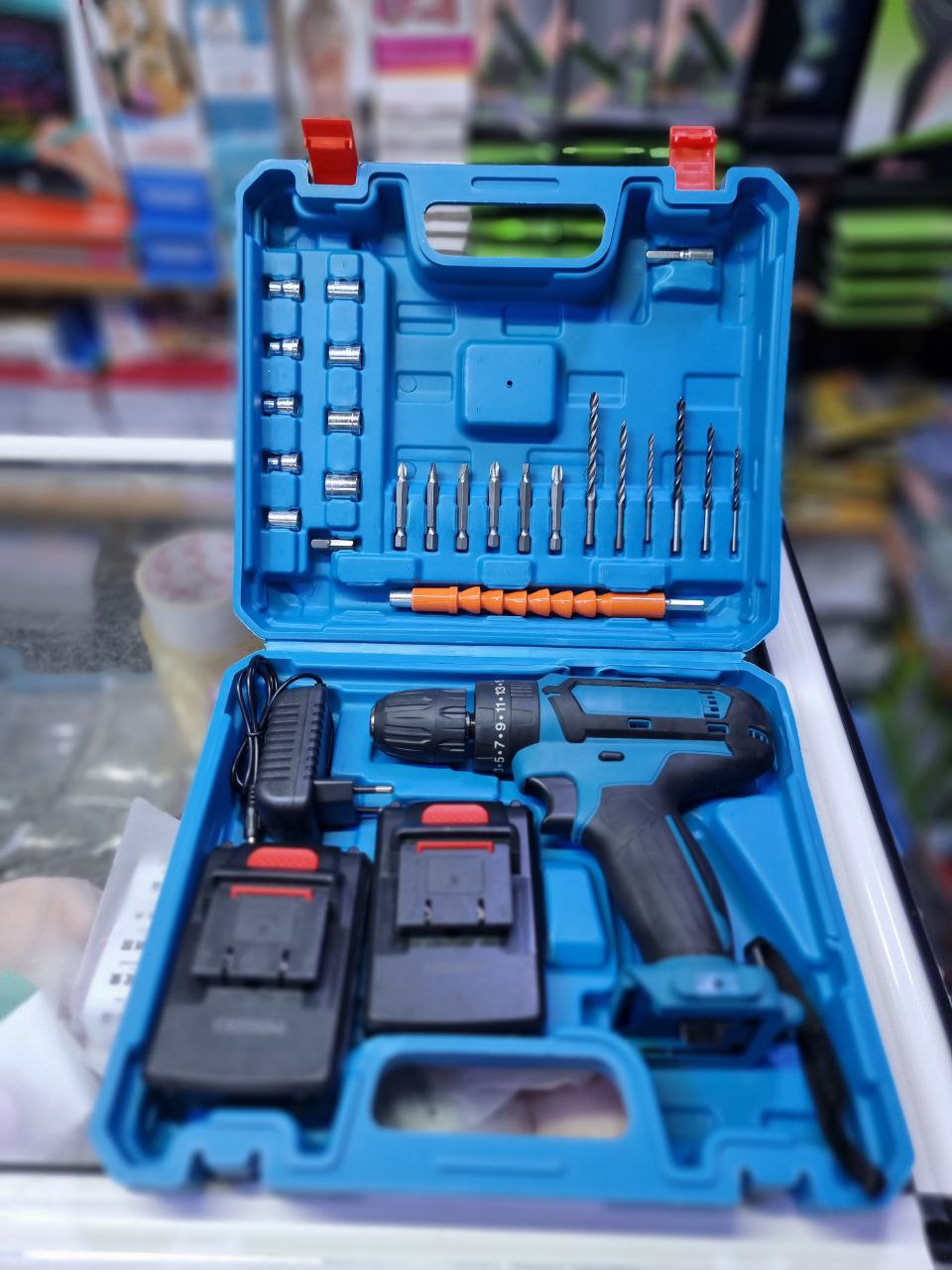 مفك براغي احترافي عالي الأداء مع بطاريتين Professional Electric Screwdriver with Double Battery