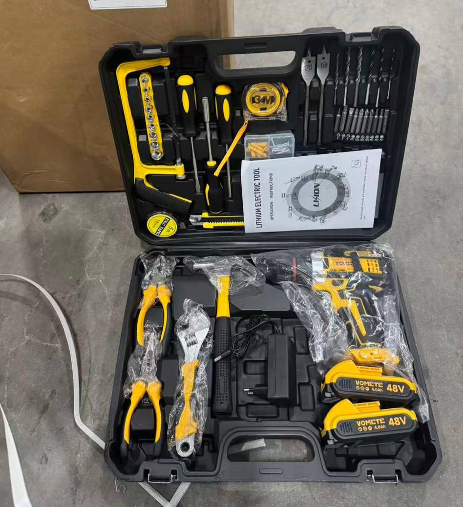kit de perçage chargé deux batteries Li-Ion et chargeur rapide طقم مثقاب مع بطاريتين ليثيوم أيون وشاحن سريع