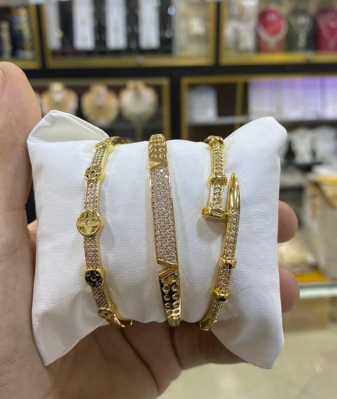 مجوهرات الأناقة