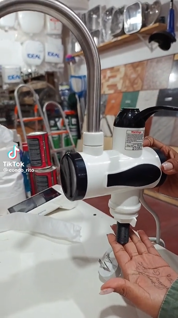 صنبور كهربائي لتسخين الماء فوراً Electric faucet