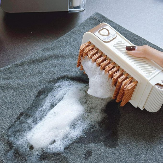brosse de nettoyage multifonction علبة صابون متعددة الوظائف مع فرشاة مدمجة ورول رغوي