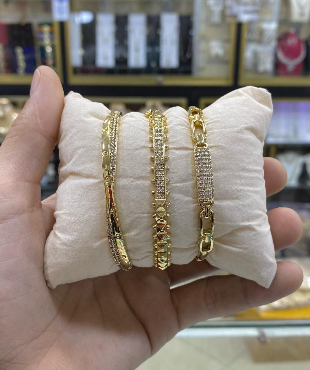 مجوهرات الأناقة
