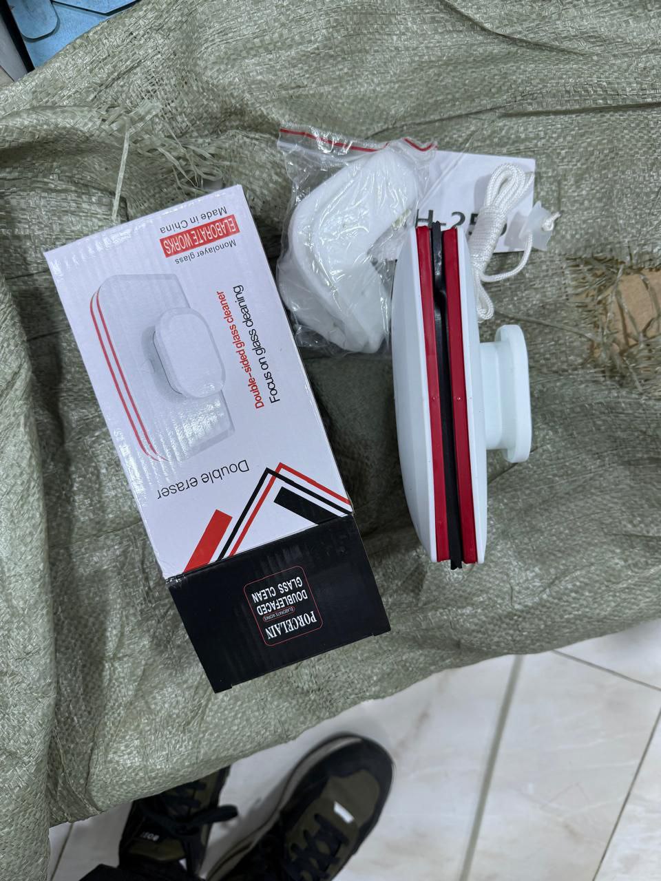 Nettoyant pour vitres Double Face, Lave-vitre magnétique منظف نوافذ مزدوج الجوانب، غسالة نوافذ مغناطيسية