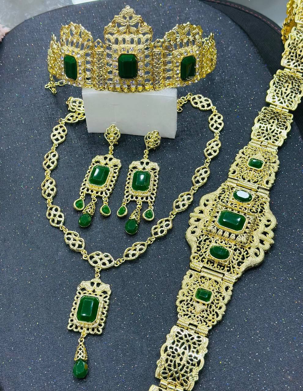 مجوهرات أبوجنات 2