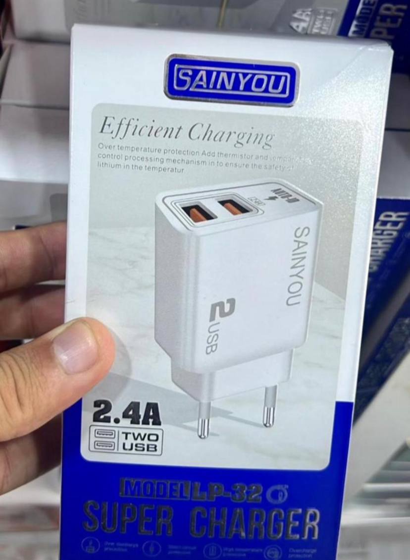 Super Charger 2.4A 2USB Android ios SAINYOU