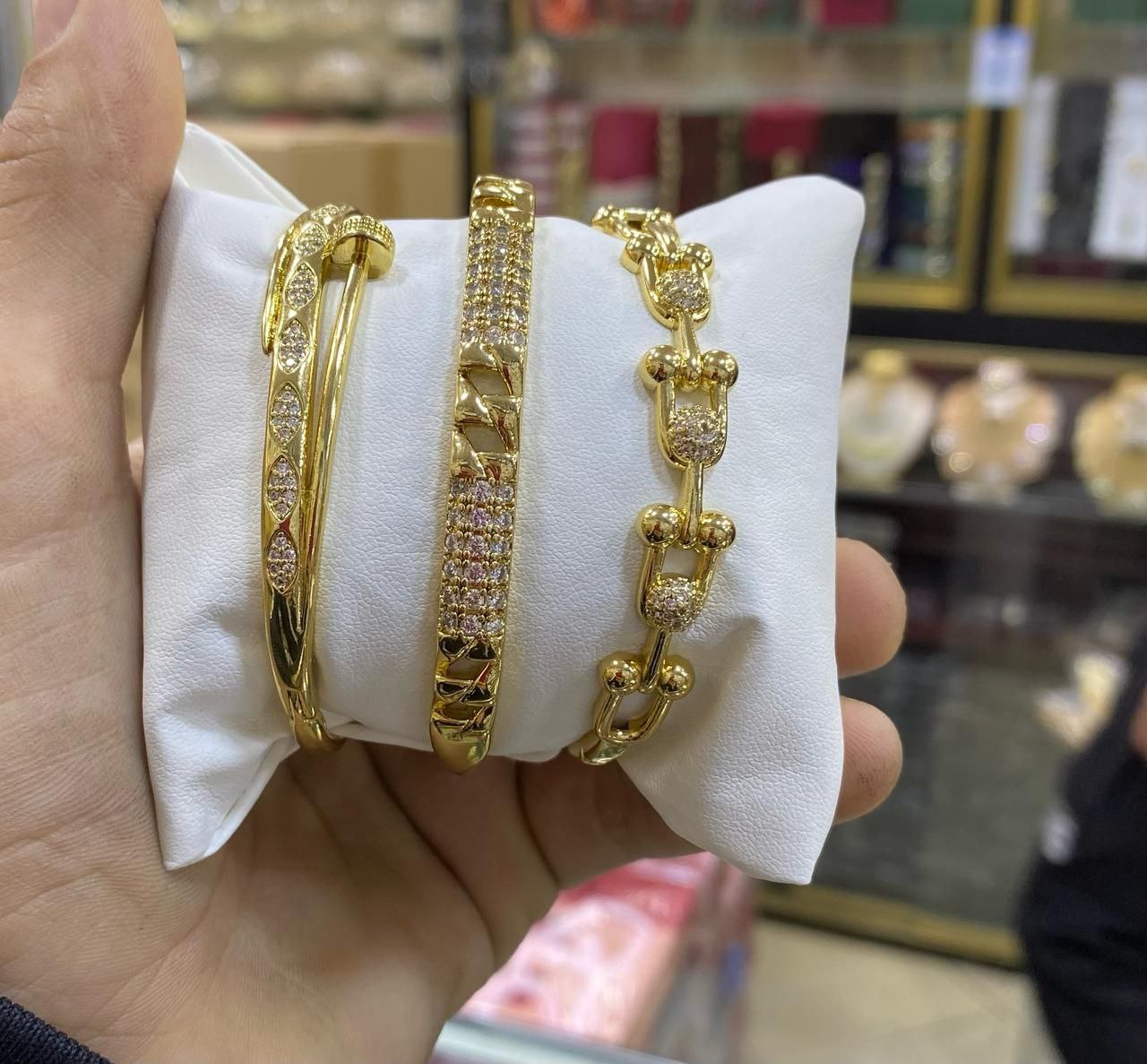 مجوهرات الأناقة