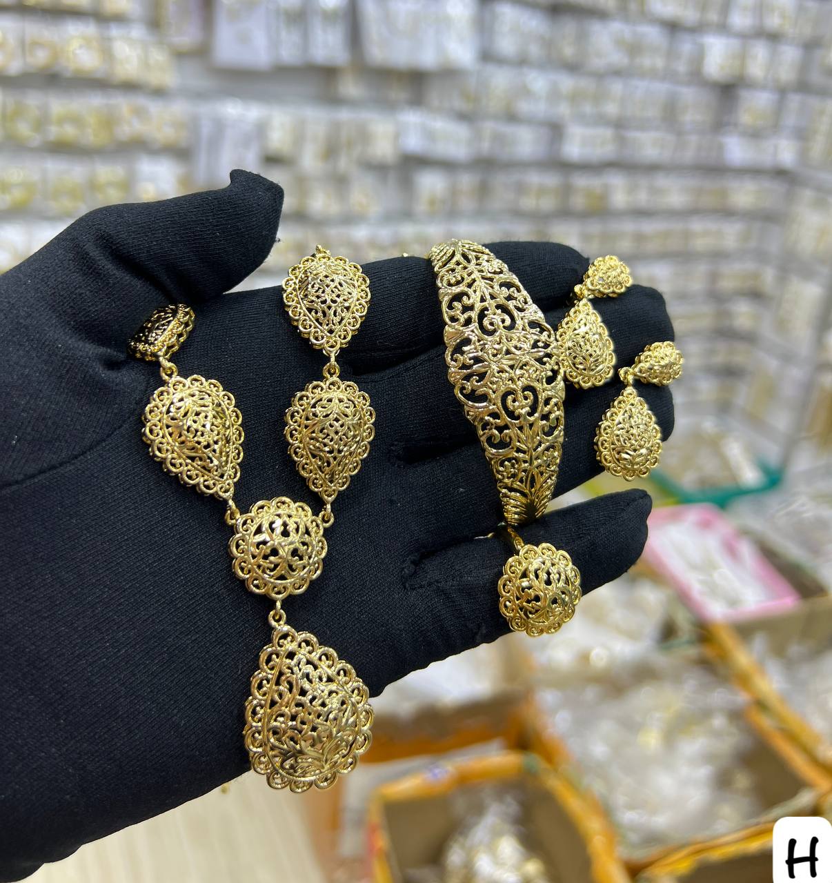 مجوهرات حمزة