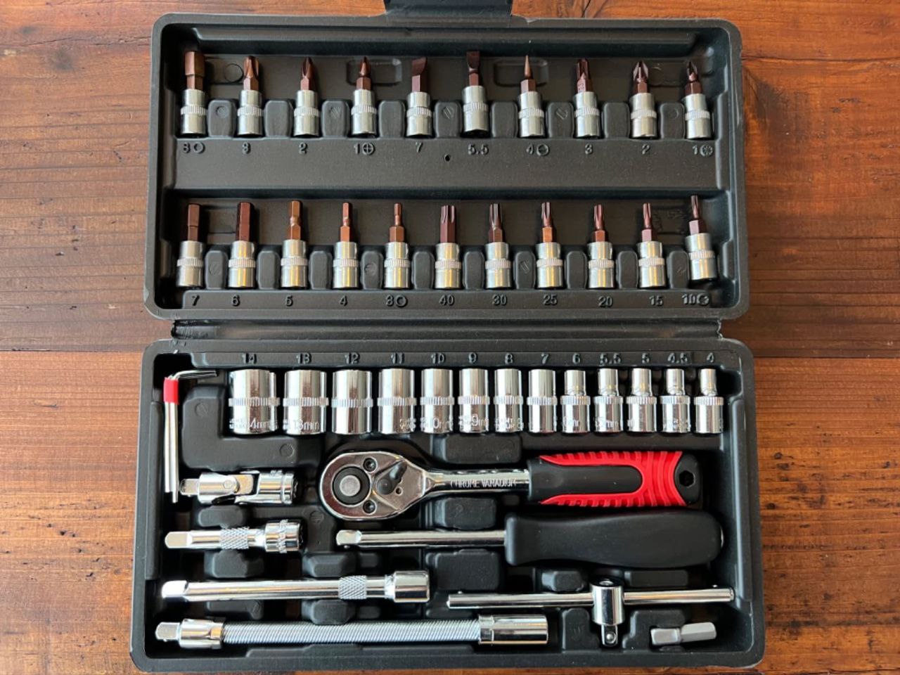 Jeu de clés à douille, 46 pièces مجموعة مفاتيح ربط المقبس، مجموعة من 46 قطعة