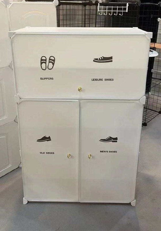 3D Decorated Triple Door Shoe Storage JL 04