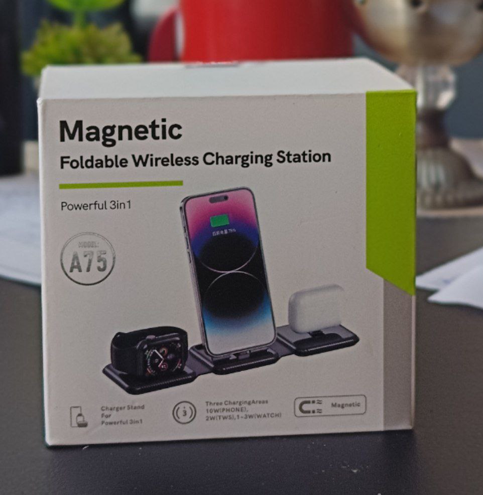 Chargeur sans fil pliable شاحن لاسلكي قابل للطي