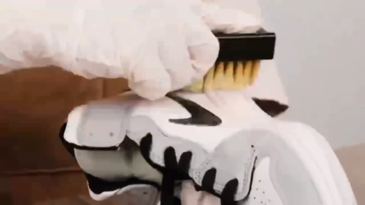 Spray cleaning foam رغوة التنظيف