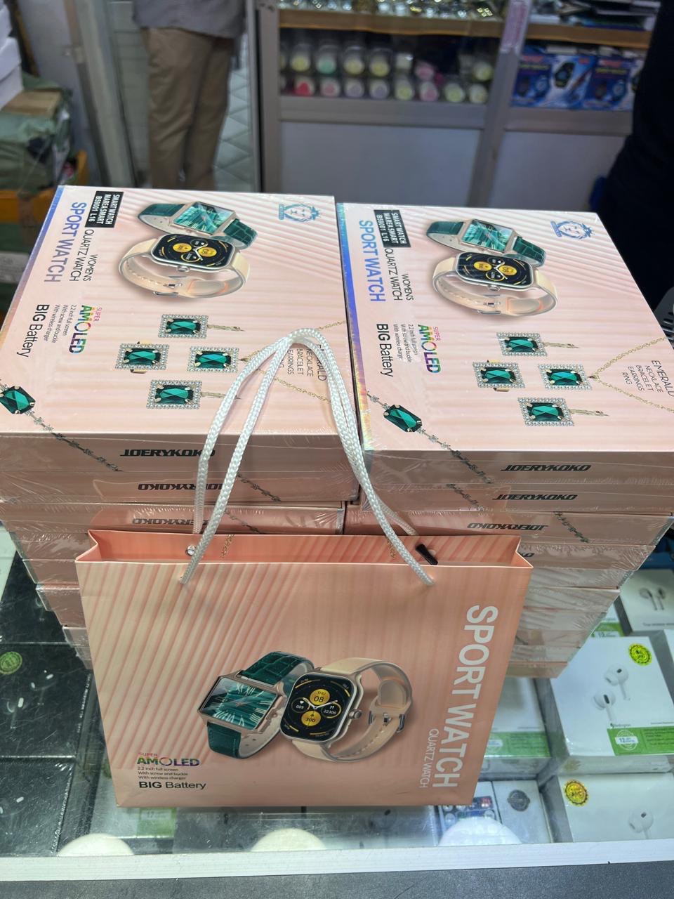 Sport watch Amoled EMERAUD