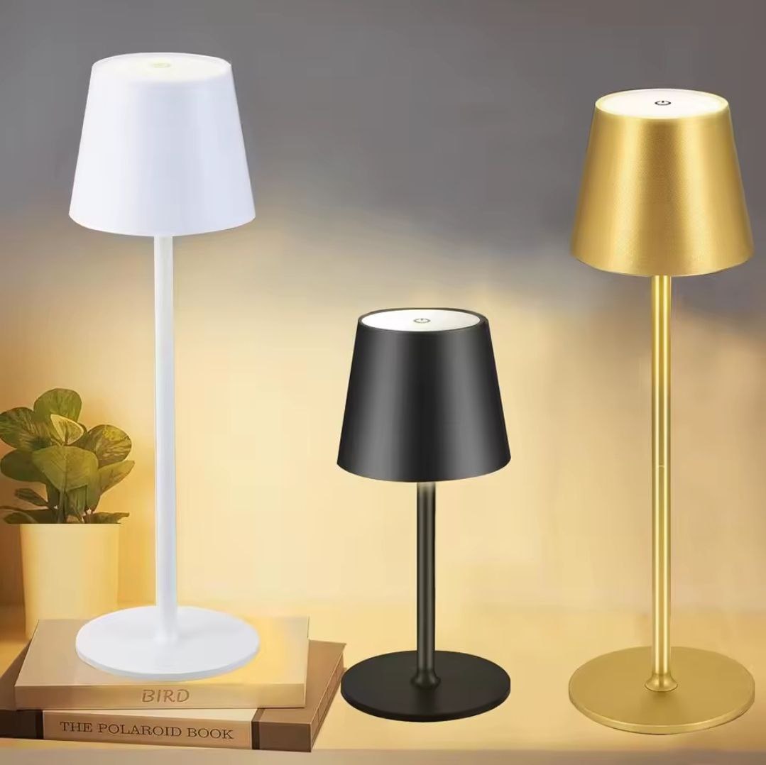 Lampe de Table Sans Fil, Rechargeable par USB, Joli Tactile, Étanche, pour Chambre à Coucher