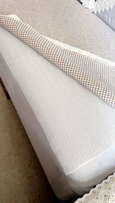 حصيرة مانعة للانزلاق بأبعاد 200سم 180سم Non-slip rug pad
