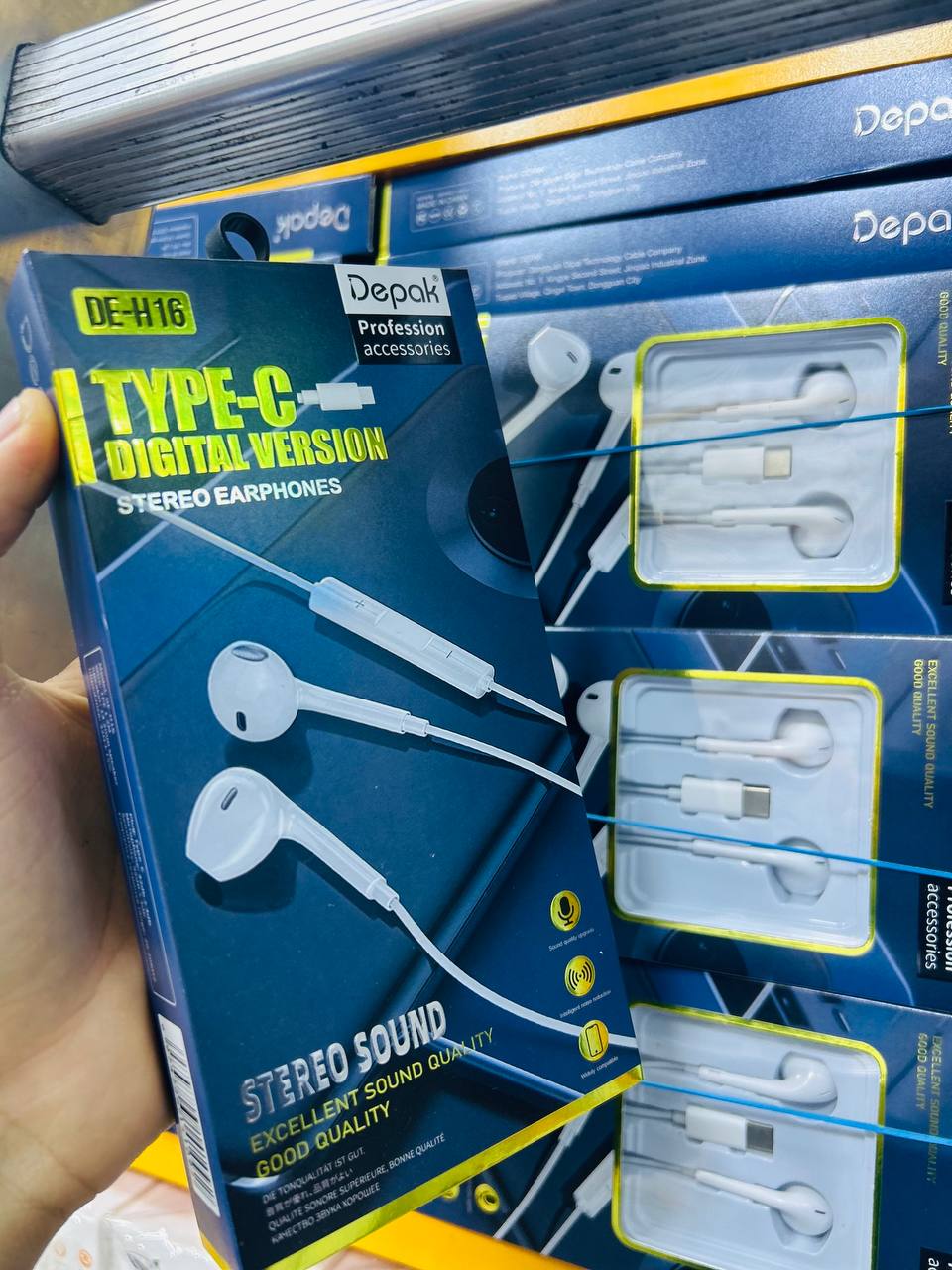 Ecouteurs filaires Type-C DE-H16