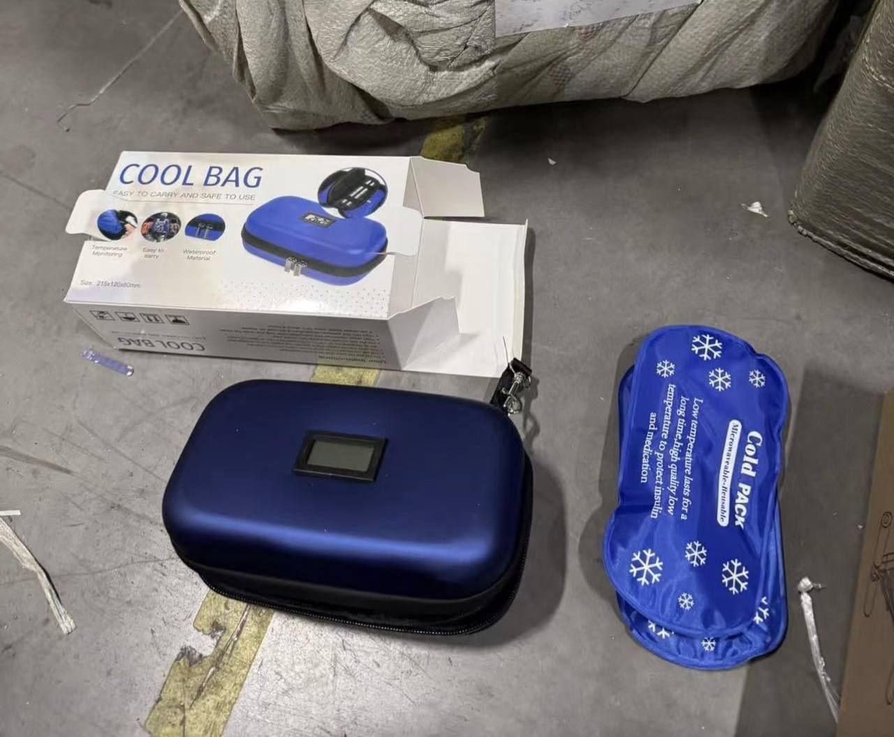 حقيبة سفر صغيرة معزولة للأدوية Mini sac isotherme de transport pour médicaments
