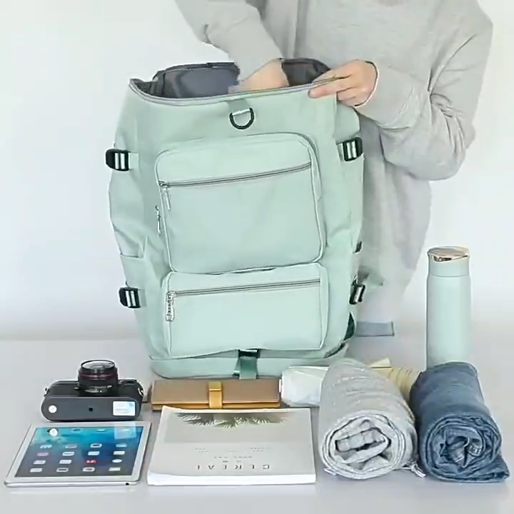 منتج من فئة حقائب سفر