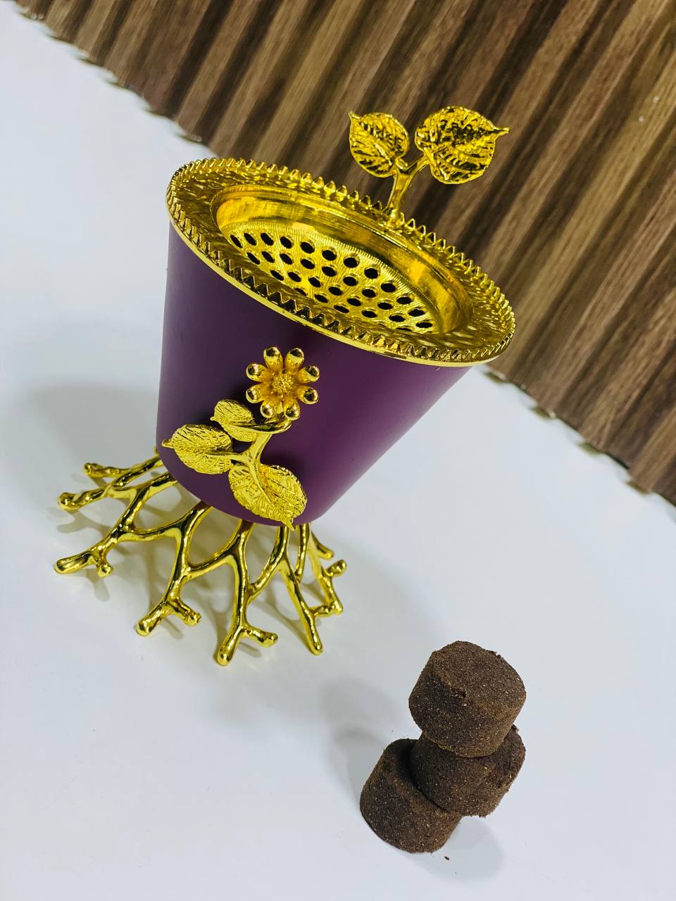 منتج من فئة بخورومباخر