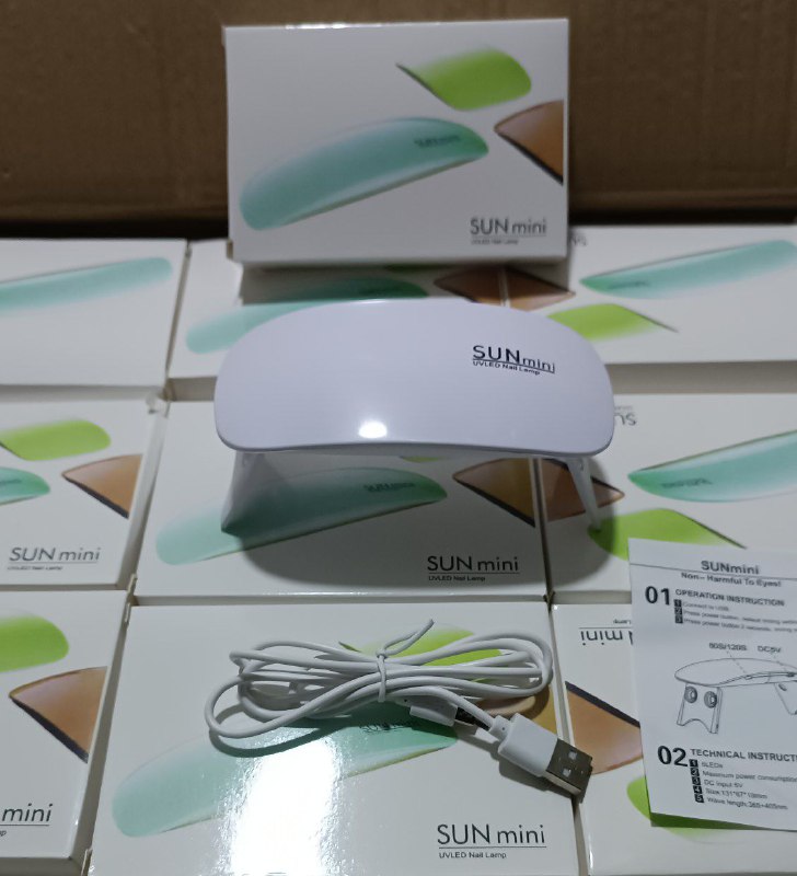 جهاز تنشيف صباغة الأظافر UV Dissolvant Mini Lampe UV pour Sécher les Ongles Sèche-vernis à Ongles à Lumière LED UV