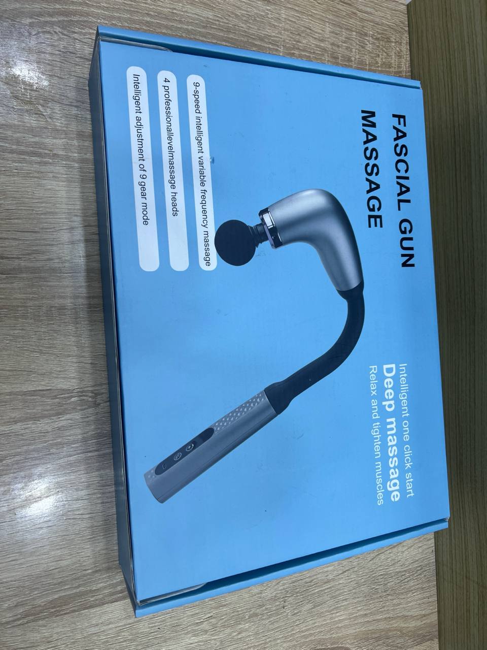 Fascial Gun Masage Pistolet de massage électrique profond avec écran LCD et 4 têtes مسدس تدليك الأنسجة العميقة الكهربائي بشاشة LCD و 4 رؤوس