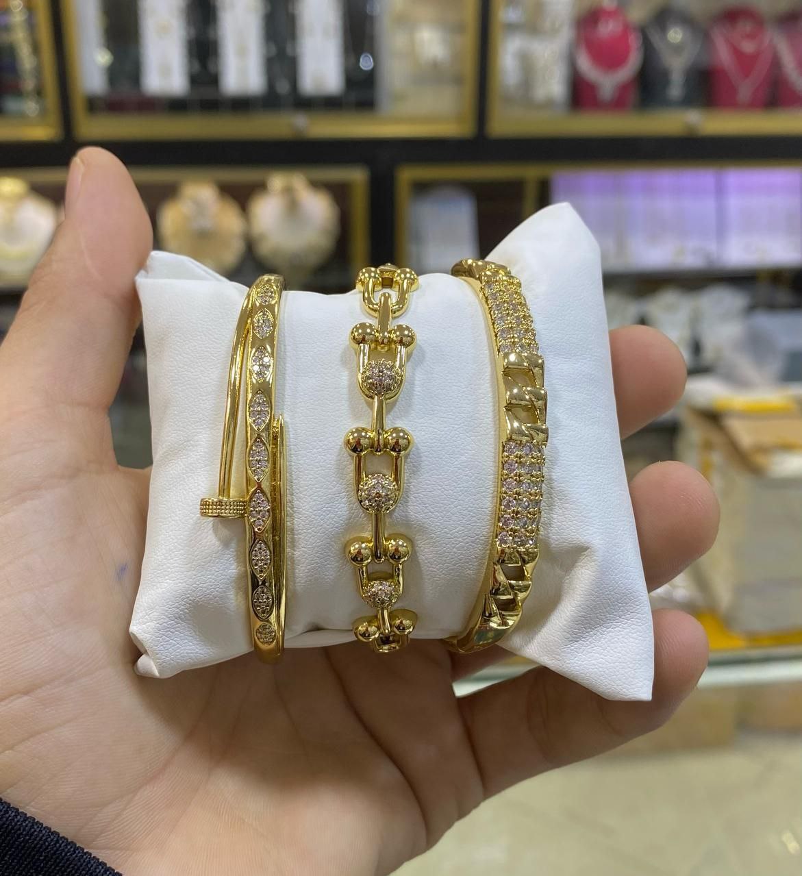 مجوهرات الأناقة