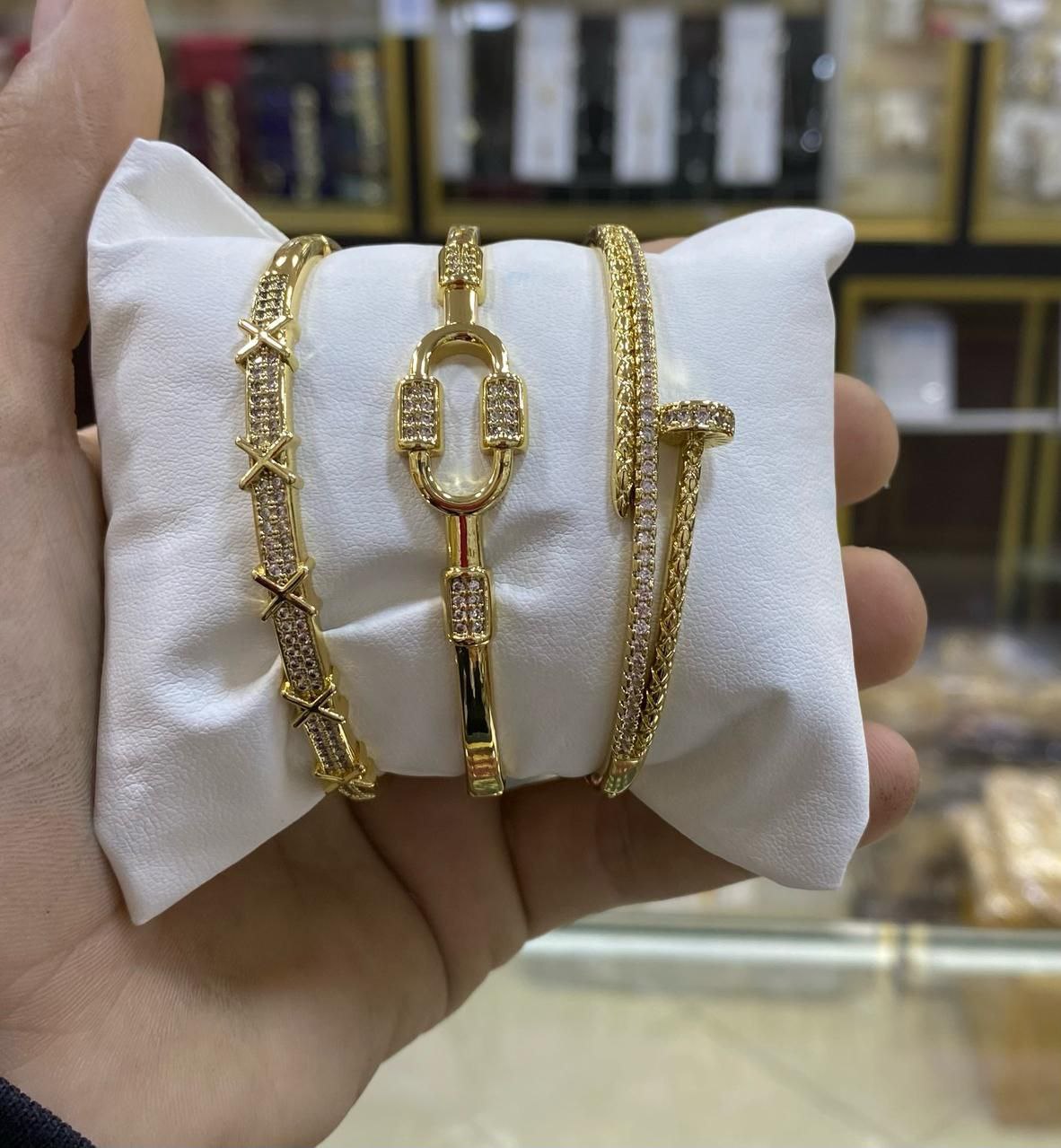 مجوهرات الأناقة