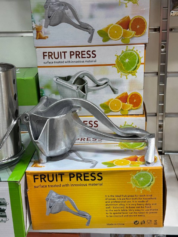 معصرة الفاكهة Fruit press