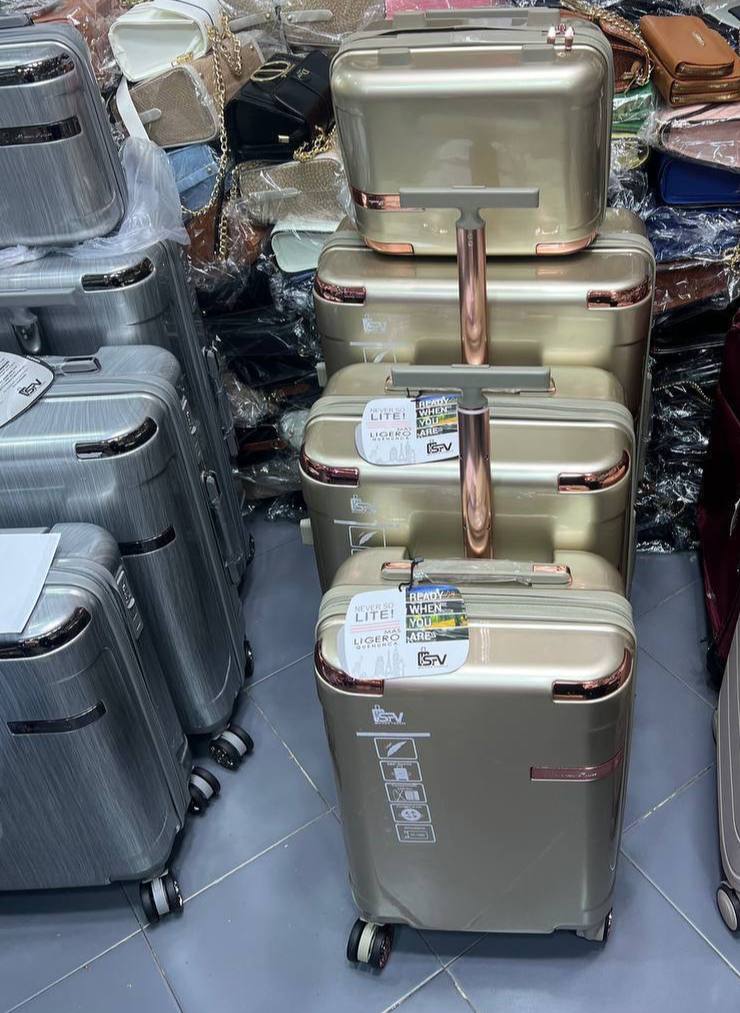 valise للسفر 4 بياس سيليكون اليمنيوم  Voyage aluminium silicon