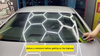 Brosse de nettoyage de film d'huile pour automobile فرشاة تنظيف طبقة زيت السيارة