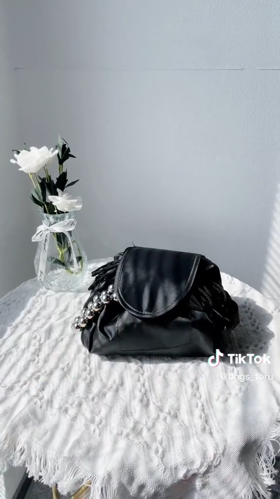 Trousse à cosmétiques, trousse de maquillage, organisateur à cordon حقيبة مستحضرات تجميل، حقيبة مكياج، منظم