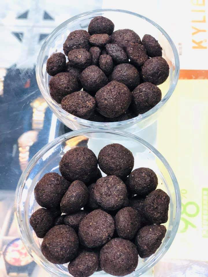 بخور معمول ملكي فاخر الأصلي مبسوس العود الكمبودي الاصلي بخور خلود ملكي فاخر الاصلي عود الملوك الاصلي