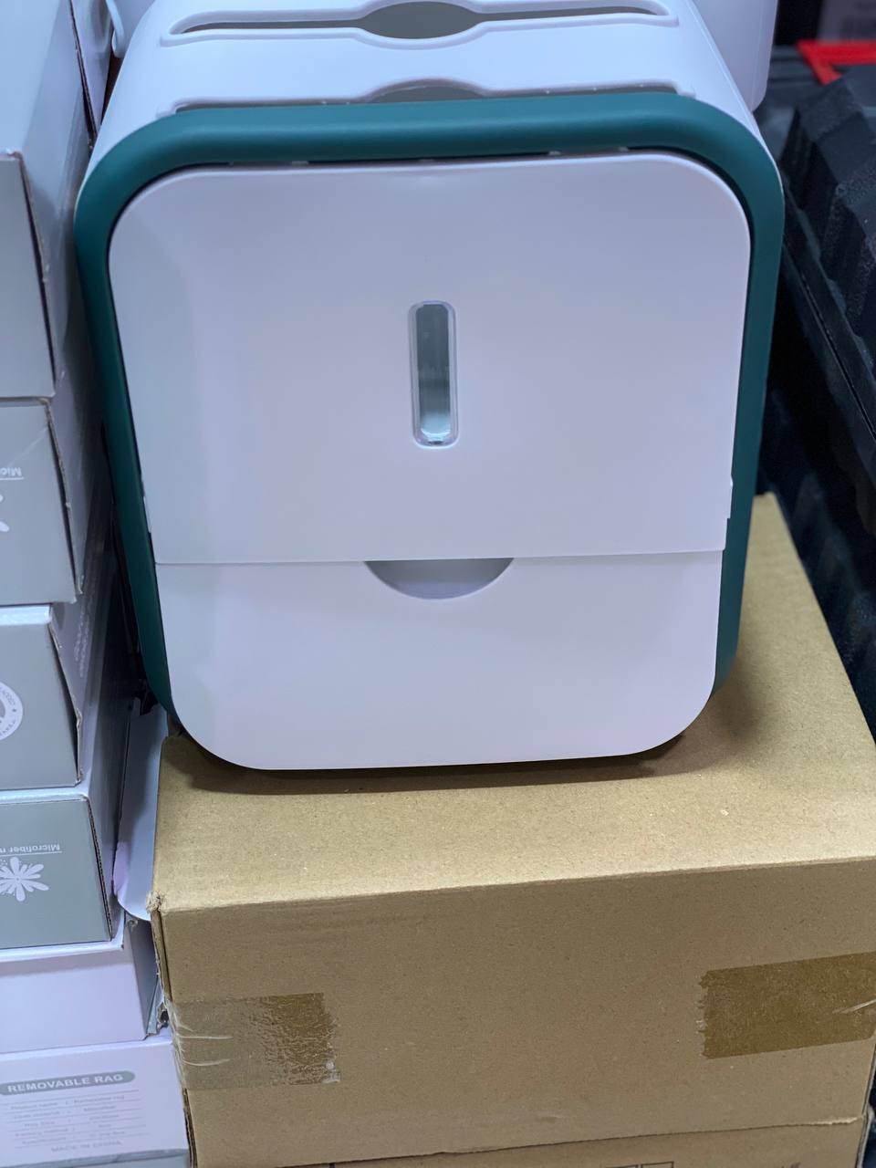 Porte-papier hygiénique حامل مناديل المراحيض