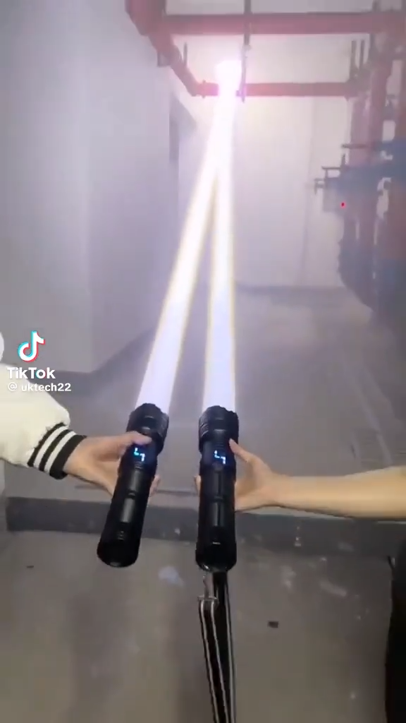 مصباح يدوي LED فائق القوة 3في1 قابل لإعادة الشحن Lampe Torche LED Ultra Puissante 3-en-1