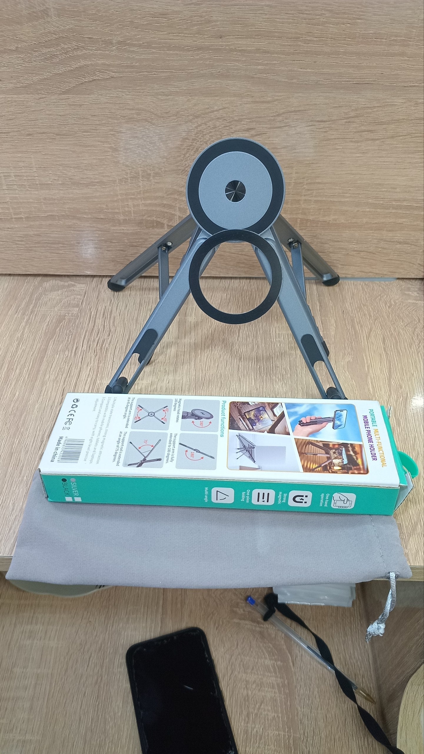 B15 Support pliable multifonctionnel 4 en 1 pour smartphones, tablettes et ordinateurs portables حامل متعدد الوظائف قابل للطي 4 في 1 للهواتف الذكية والأجهزة اللوحية وأجهزة الكمبيوتر المحمولة