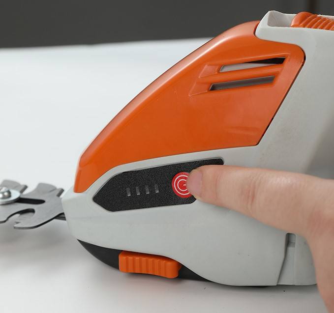 Tondeuse électrique sans fil coupe gazon et herbe domestique جزازة العشب الكهربائية اللاسلكية لقص العشب المنزلي