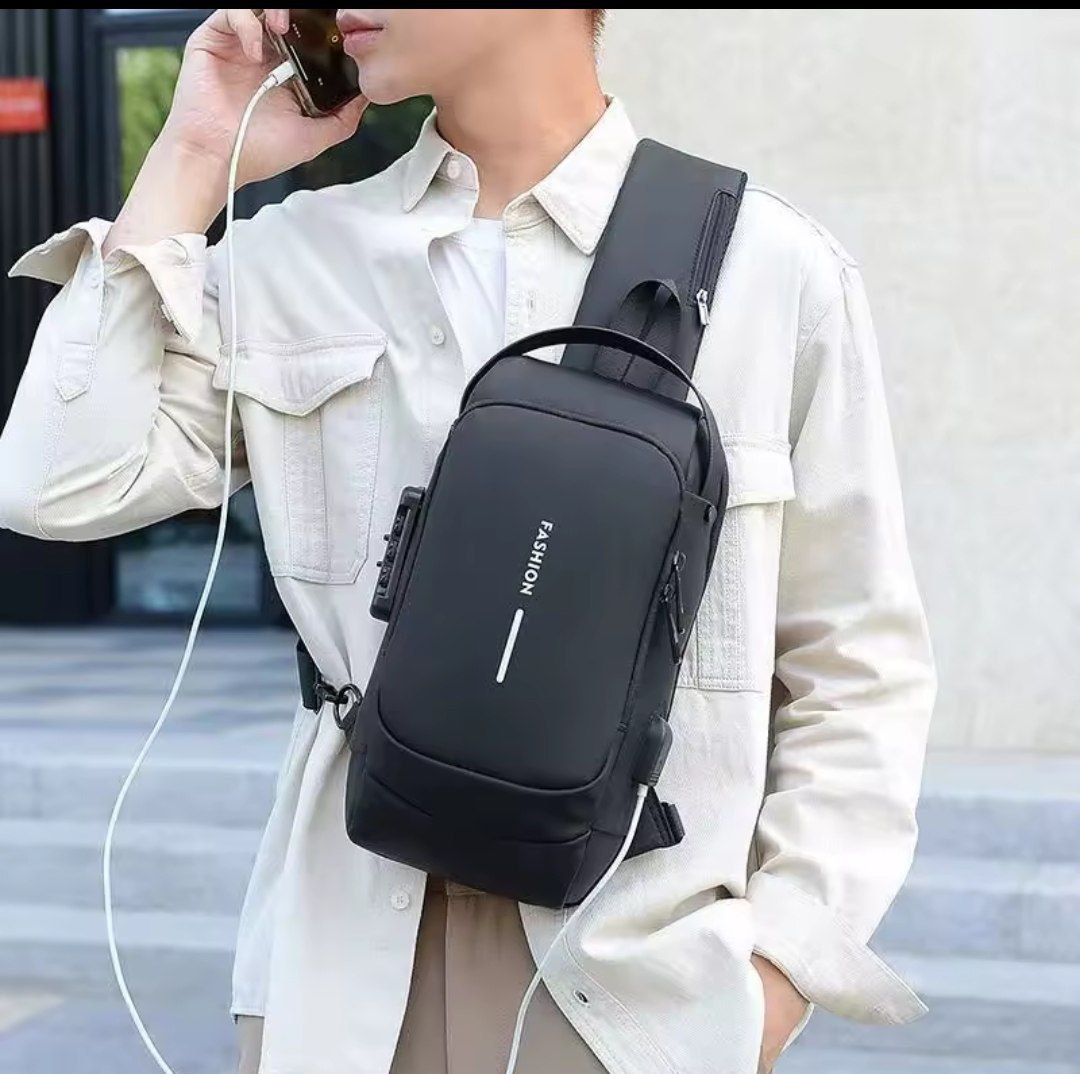 حقيبة كتف جلدية، حقيبة صدر مقاومة للماء والسرقة، شاحن Sac à Bandoulière en Cuir, Sacoche de Poitrine Imperméable Antivol