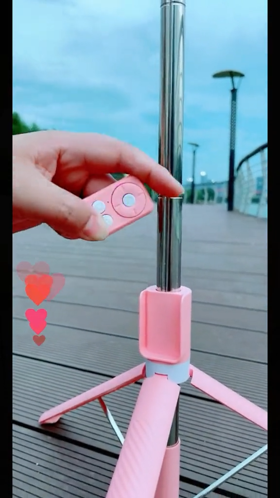 عصا سيلفي وحامل ثلاثي القوائم قابل للتمديد مع إضاءة Perche à Selfie Trépied pour Smartphone LED Perche à selfie trépied extensible avec double éclairage