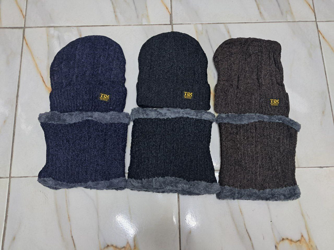 قبعة شتوية للرجال والنساء، وشاح من الصوف، قناع BONNET d'hiver pour hommes et femmes, écharpe en laine