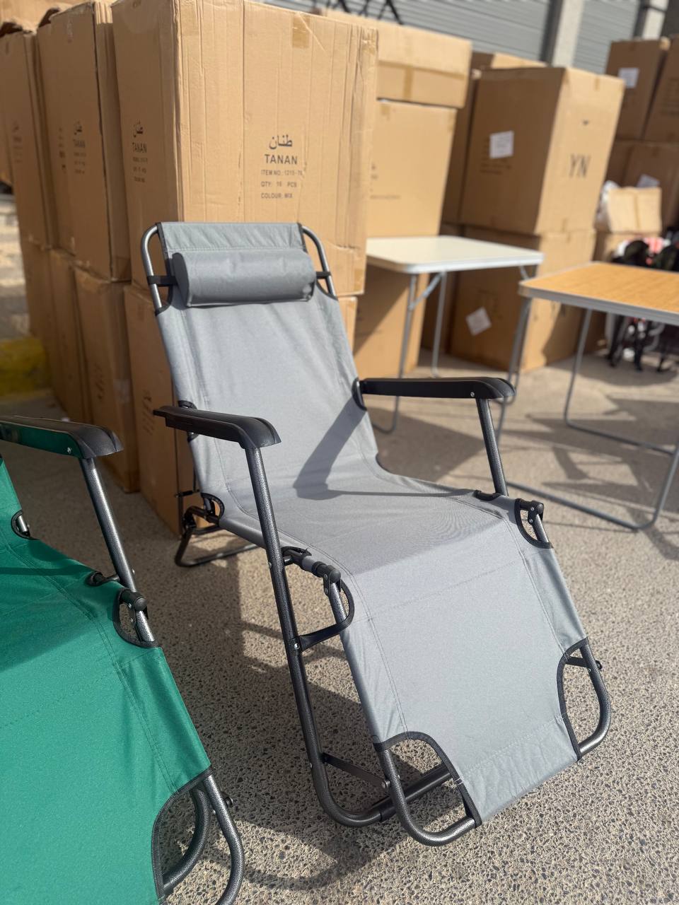 كرسي الاسترخاء للخرجات والنزهات Chaise longue inclinable et pliable
