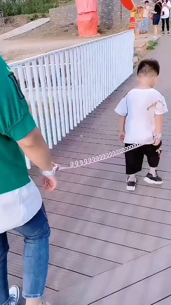 سوار أمان للأطفال وكبار السن Bracelet de Sécurité