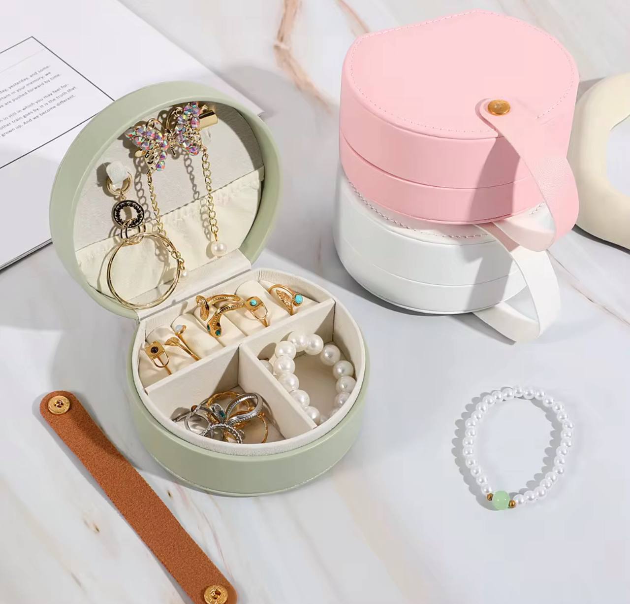 Boîte à bijoux créative et portable صندوق مجوهرات إبداعي وقابل للحمل